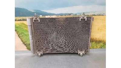 CONDENSADOR / RADIADOR AIRE ACONDICIONADO PEUGEOT 307 BERLINA 1.6 16V HDi (90 CV) DE 2006 - D.4246426 / 9650545480