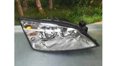 FARO DERECHO FORD MONDEO BERLINA DE 2000 - D.4256799 / 1S7113005AK