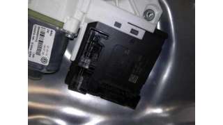 ELEVALUNAS DELANTERO IZQUIERDO VOLKSWAGEN TIGUAN 2.0 TDI (110 CV) DE 2014 - D.4259888 / 5N1837729G