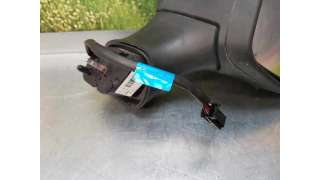 RETROVISOR DERECHO RENAULT CLIO IV 1.5 dCi D FAP (75 CV) DE 2016 - D.4261506 / 963016264R