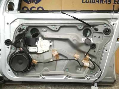 ELEVALUNAS DELANTERO DERECHO VOLKSWAGEN BORA BERLINA 1.6 16V (105 CV) DE 2002 - D.4264948 / 1C1959802A