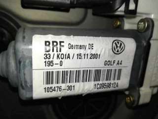 ELEVALUNAS TRASERO DERECHO VOLKSWAGEN BORA BERLINA 1.6 16V (105 CV) DE 2002 - D.4264950 / 1C0959812A