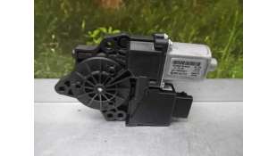 MOTOR ELEVALUNAS DELANTERO IZQUIERDO KIA CEED 1.0 TGDI (120 CV) DE 2015 - D.4265844 / 82450A2010