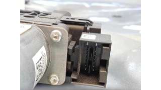 ELEVALUNAS DELANTERO DERECHO VOLKSWAGEN POLO 1.2 (60 CV) DE 2009 - D.4275135 / 6Q4837402AM