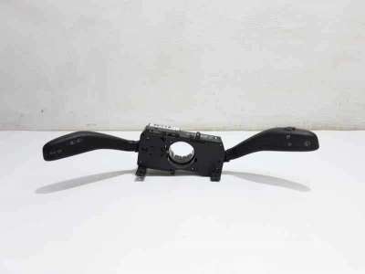 MANDO LUCES Y LIMPIA VOLKSWAGEN POLO 1.2 (60 CV) DE 2009 - D.4275178 / 6Q0953503CE
