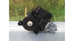 MOTOR ELEVALUNAS TRASERO DERECHO VOLKSWAGEN POLO 1.2 TSI (90 CV) DE 2016 - D.4276855 / 6R0959812AA 2