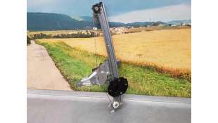 ELEVALUNAS TRASERO IZQUIERDO DACIA SANDERO 0.9 TCE (90 CV) DE 2019 - D.4280030 / 827211031R 2