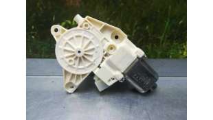 MOTOR ELEVALUNAS DELANTERO IZQUIERDO MERCEDES CLASE A 1.5 CDI (109 CV) DE 2014 - D.4280987 / A2469065100