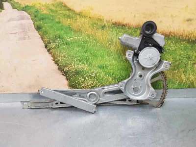 ELEVALUNAS DELANTERO IZQUIERDO TOYOTA COROLLA 1.4 Turbodiesel (90 CV) DE 2006 - D.4281490
