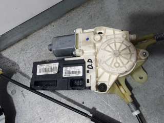ELEVALUNAS DELANTERO DERECHO RENAULT LAGUNA GRANDTOUR III 2.0 dCi D FAP (131 CV) DE 2010 - D.4281719 / 807000002R