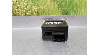 CONEXION USB/AUX KIA NIRO Híbrido 104 kW (141 CV) DE 2018 - D.4292174 / 96120G5100