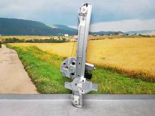 ELEVALUNAS DELANTERO IZQUIERDO PEUGEOT 2008 1.2 12V e-THP (110 CV) DE 2018 - D.4292437 / 9819905580