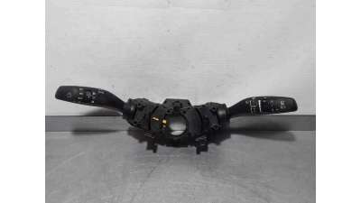 MANDO LUCES Y LIMPIA KIA RIO 1.2 (84 CV) DE 2017 - D.4293692 / 93403H8960