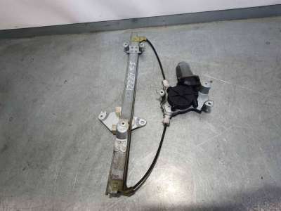 ELEVALUNAS TRASERO IZQUIERDO NISSAN PRIMERA BERLINA 2.2 16V Turbodiesel (126 CV) DE 2002 - D.4296463