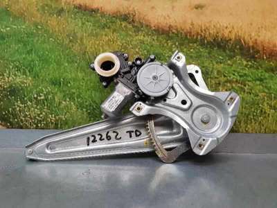 ELEVALUNAS TRASERO DERECHO TOYOTA AURIS 1.4 Turbodiesel (90 CV) DE 2018 - D.4300418 / 8572002440B