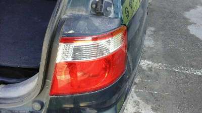 PILOTO TRASERO DERECHO KIA CARENS 2.0 Turbodiesel (113 CV) DE 2003 - D.4301175