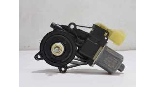 MOTOR ELEVALUNAS DELANTERO DERECHO FORD FIESTA 1.5 TDCi (75 CV) DE 2016 - D.4301660 / 8A6114553B
