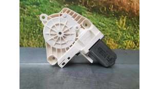 MOTOR ELEVALUNAS DELANTERO IZQUIERDO SEAT ALHAMBRA 2.0 TDI (150 CV) DE 2017 - D.4302369 / 8K0959802B 2