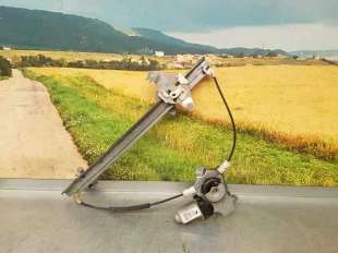 ELEVALUNAS DELANTERO IZQUIERDO NISSAN ALMERA 2.2 16V Turbodiesel (110 CV) DE 2002 - D.4303852 2