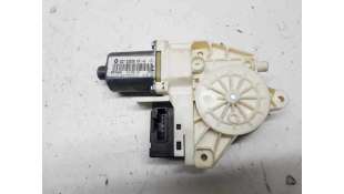 MOTOR ELEVALUNAS TRASERO DERECHO RENAULT LAGUNA GRANDTOUR III 2.0 dCi D (150 CV) DE 2008 - D.4310754 / 827300001R 2