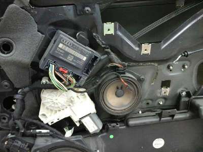 ELEVALUNAS DELANTERO DERECHO AUDI A6 BERLINA 3.2 V6 24V FSI (256 CV) DE 2004 - D.4311515