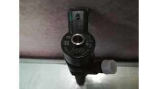 INYECTOR RENAULT LAGUNA II 1.9 dCi D (120 CV) DE 2003 - D.4312380 / 8200100272 2