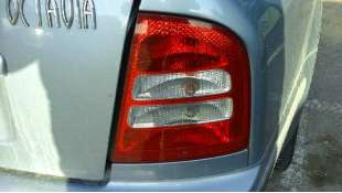 PILOTO TRASERO DERECHO SKODA OCTAVIA BERLINA 1.9 TDI (90 CV) DE 2002 - D.4313173