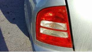 PILOTO TRASERO IZQUIERDO SKODA OCTAVIA BERLINA 1.9 TDI (90 CV) DE 2002 - D.4313175