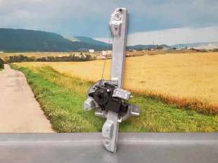 ELEVALUNAS DELANTERO DERECHO PEUGEOT 2008 1.5 Blue HDI 75 kw (102 CV) DE 2018 - D.4313878 / 9815999280