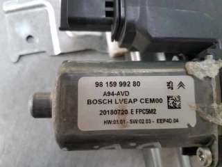 ELEVALUNAS DELANTERO DERECHO PEUGEOT 2008 1.5 Blue HDI 75 kw (102 CV) DE 2018 - D.4313878 / 9815999280