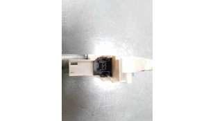 MOTOR ELEVALUNAS TRASERO DERECHO AUDI A1 SPORTBACK 1.2 TFSI (86 CV) DE 2014 - D.4316281 / 8K0959811A 2