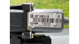 MOTOR ELEVALUNAS DELANTERO DERECHO RENAULT SCENIC III 1.5 dCi D FAP (110 CV) DE 2015 - D.4322816 / 807302741R