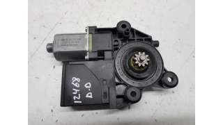 MOTOR ELEVALUNAS DELANTERO DERECHO RENAULT SCENIC III 1.5 dCi D FAP (110 CV) DE 2015 - D.4322915 / 807302741R
