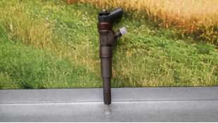 INYECTOR BMW SERIE 1 BERLINA 2.0 16V D (122 CV) DE 2005 - D.4327456 / 7794435