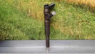 INYECTOR BMW SERIE 1 BERLINA 2.0 16V D (122 CV) DE 2005 - D.4327457 / 7794435