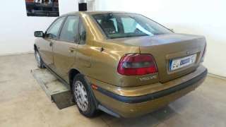 VOLVO S40 BERLINA 1.9 D 2000 4p - 18062