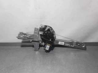 ELEVALUNAS DELANTERO DERECHO PEUGEOT 208 1.2 12V e-VTi (82 CV) DE 2016 - D.4329351 / 9673154380