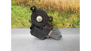 MOTOR ELEVALUNAS TRASERO IZQUIERDO VOLKSWAGEN POLO 1.2 TSI (90 CV) DE 2014 - D.4333595 / 6R0959811N 2