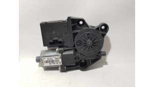 MOTOR ELEVALUNAS TRASERO DERECHO RENAULT SCENIC III 1.2 TCE (116 CV) DE 2015 - D.4334995 / 827303178R