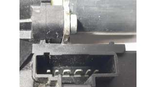 MOTOR ELEVALUNAS TRASERO DERECHO RENAULT SCENIC III 1.2 TCE (116 CV) DE 2015 - D.4334995 / 827303178R