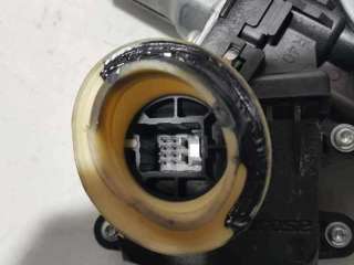ELEVALUNAS DELANTERO DERECHO TOYOTA AURIS 1.6 16V (132 CV) DE 2013 - D.4335171