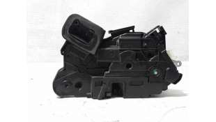 CERRADURA PUERTA DELANTERA IZQUIERDA  VOLKSWAGEN POLO 1.6 TDI (90 CV) DE 2011 - D.4338125 / 5K1837015B 2