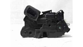 CERRADURA PUERTA DELANTERA IZQUIERDA  VOLKSWAGEN POLO 1.6 TDI (90 CV) DE 2011 - D.4338125 / 5K1837015B
