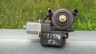 MOTOR ELEVALUNAS TRASERO DERECHO VOLKSWAGEN POLO 1.6 TDI (90 CV) DE 2011 - D.4338186 / 6R0959812G