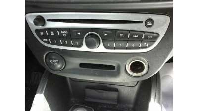 SISTEMA AUDIO / RADIO CD RENAULT FLUENCE 1.5 dCi D (106 CV) DE 2010 - D.4341560