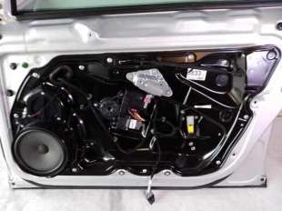 ELEVALUNAS DELANTERO DERECHO VOLKSWAGEN PASSAT BERLINA 2.0 TDI (140 CV) DE 2010 - D.4344732 / 3C1837452L