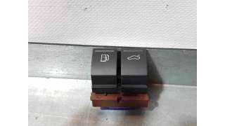 INTERRUPTOR VOLKSWAGEN PASSAT BERLINA 2.0 TDI (140 CV) DE 2010 - D.4344771 / 3C0959903B