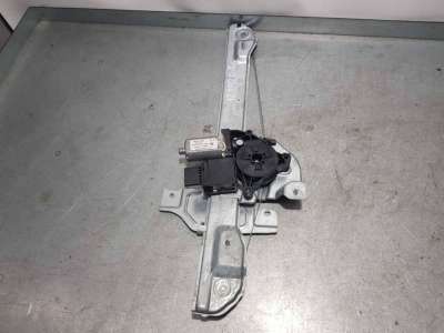 ELEVALUNAS DELANTERO IZQUIERDO PEUGEOT 2008 YH01 (102 CV) DE 2019 - D.4363079 / 9829512880