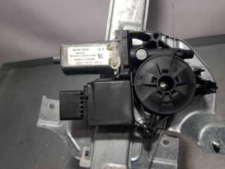ELEVALUNAS DELANTERO IZQUIERDO PEUGEOT 2008 YH01 (102 CV) DE 2019 - D.4363079 / 9829512880