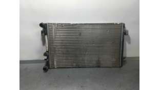 RADIADOR AGUA VOLKSWAGEN GOLF IV BERLINA 1.6 (102 CV) DE 2001 - D.4364623 / 8MK376713781